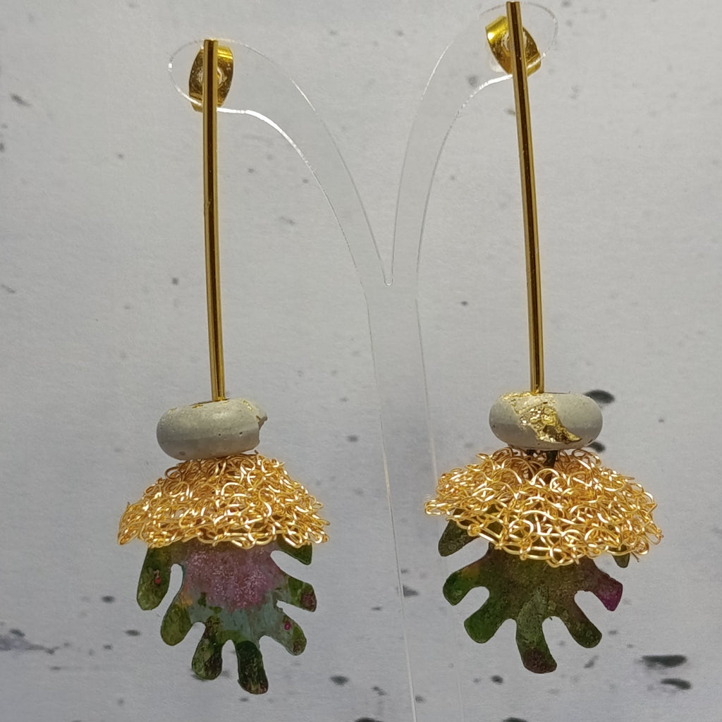 Boucles d’oreilles Oxydia – Béton, Laiton Oxydé & Fil Doré Une Lueur de Bonheur