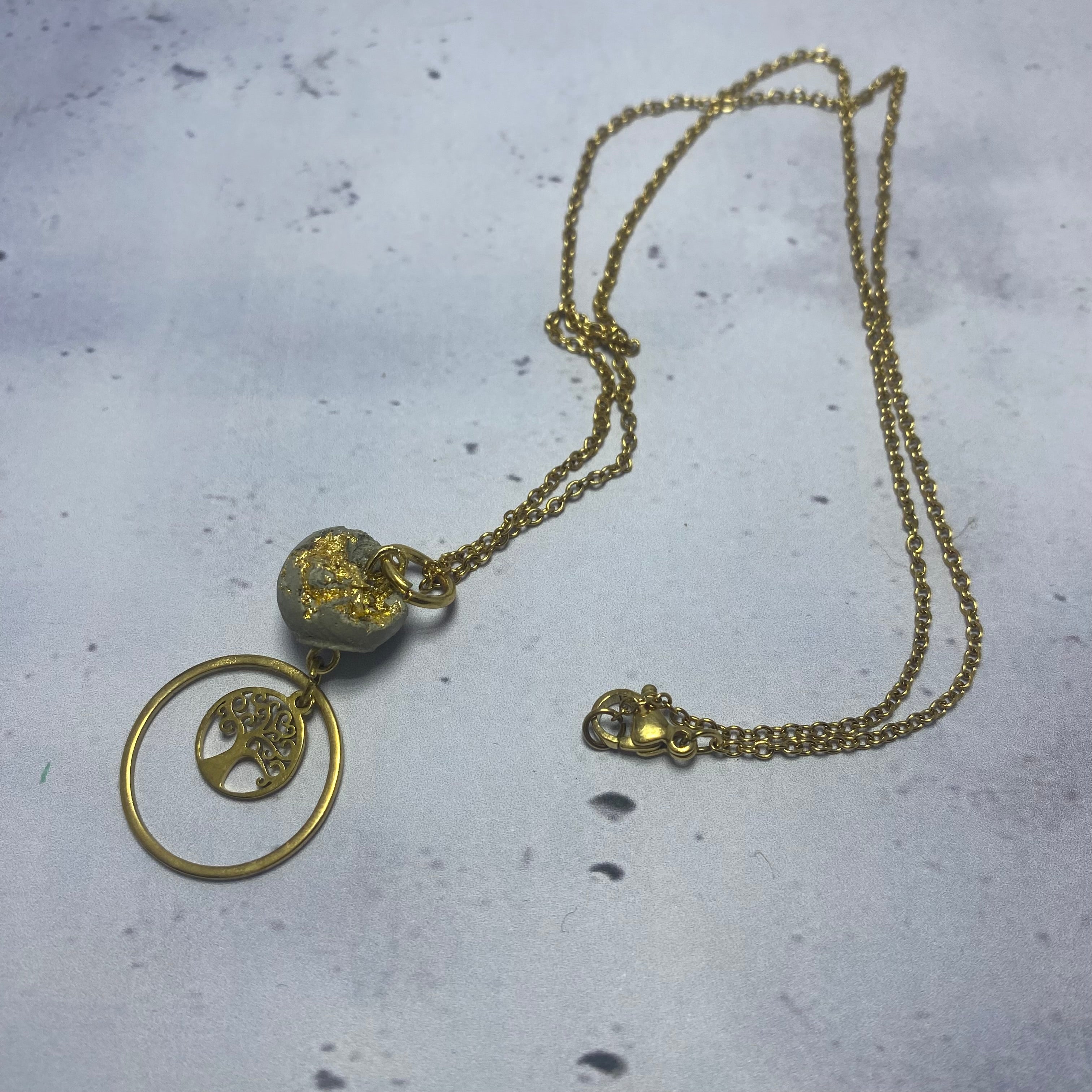 Collier Freedom – Béton & Or
