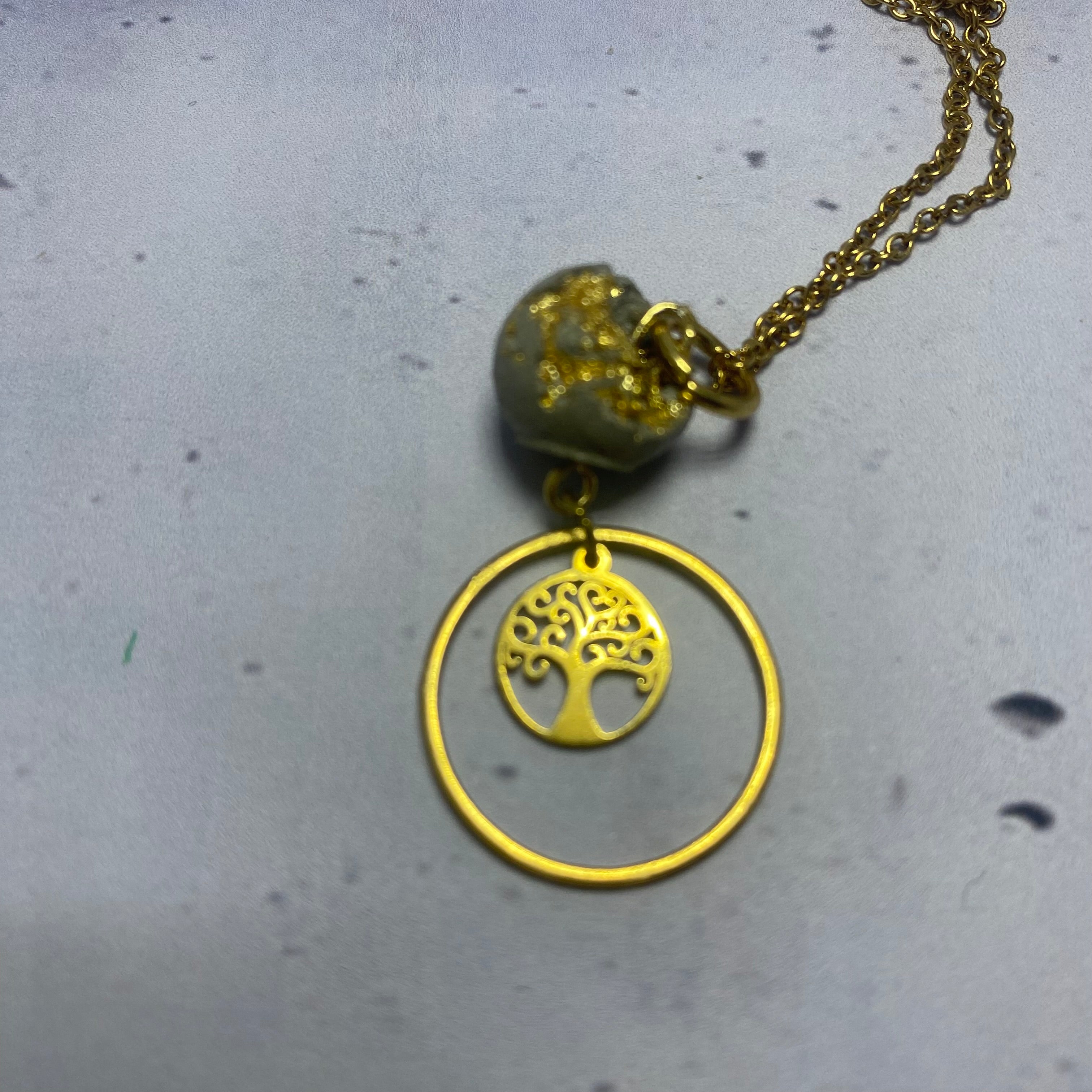 Collier Freedom – Béton & Or