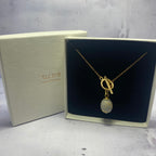 Collier Ovale Doré – Béton & Or