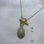 Collier Ovale Doré – Béton & Or