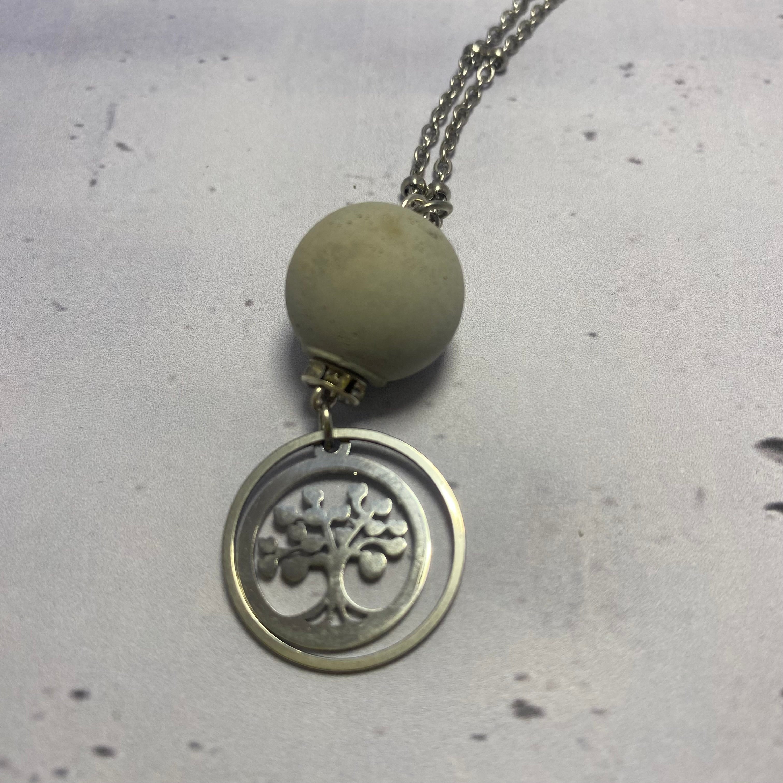 Collier Arbre de Vie – Perle béton et acier inoxydable