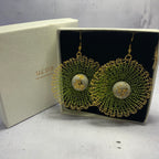 Boucles d’oreilles Dentelia Vert pomme – Dentelle métallique & béton
