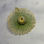 Boucles d’oreilles Dentelia Vert pomme – Dentelle métallique & béton