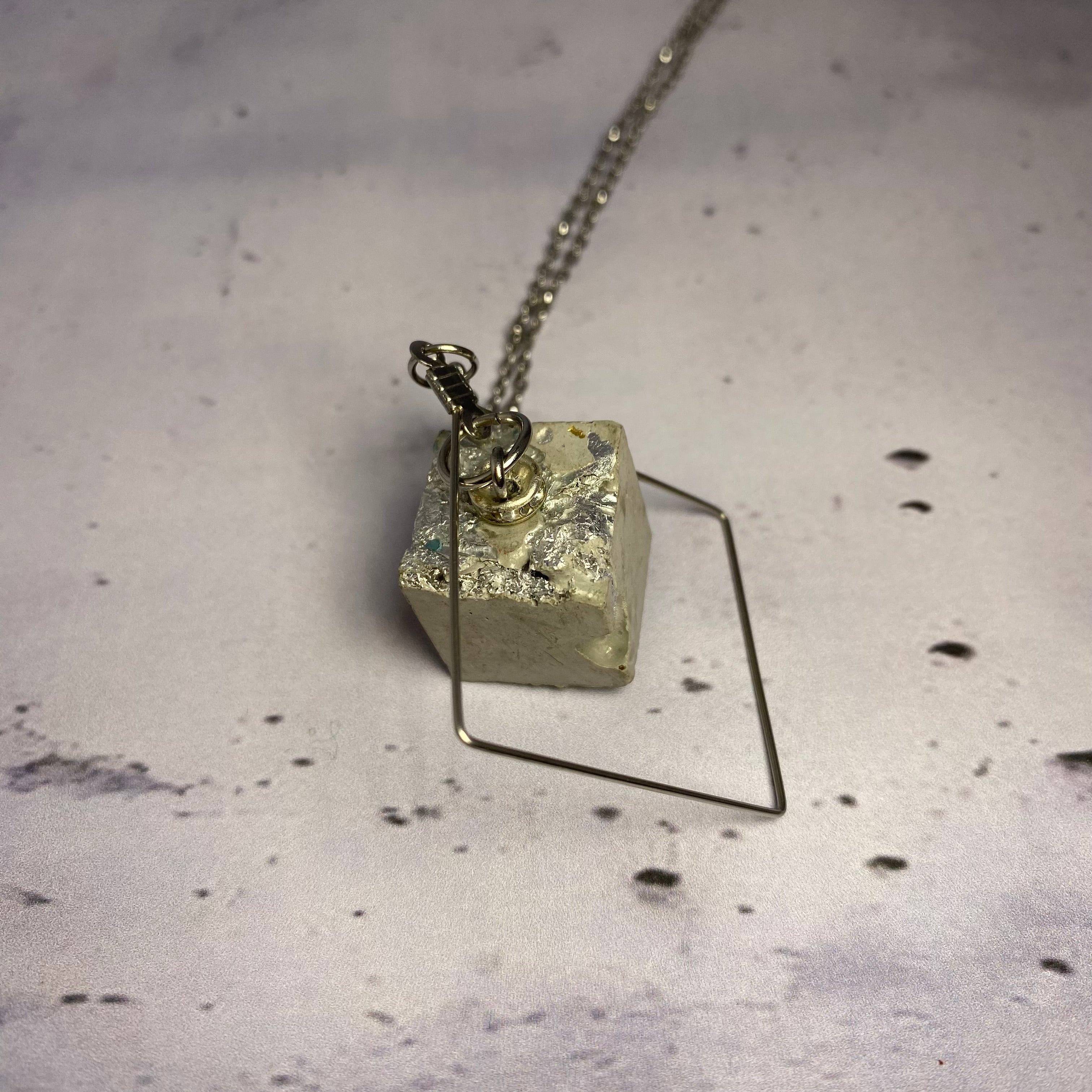 Collier Losangela Argent – Béton & Acier