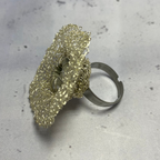 Bague Floralis – Béton & Fil métalique argent Une Lueur de Bonheur